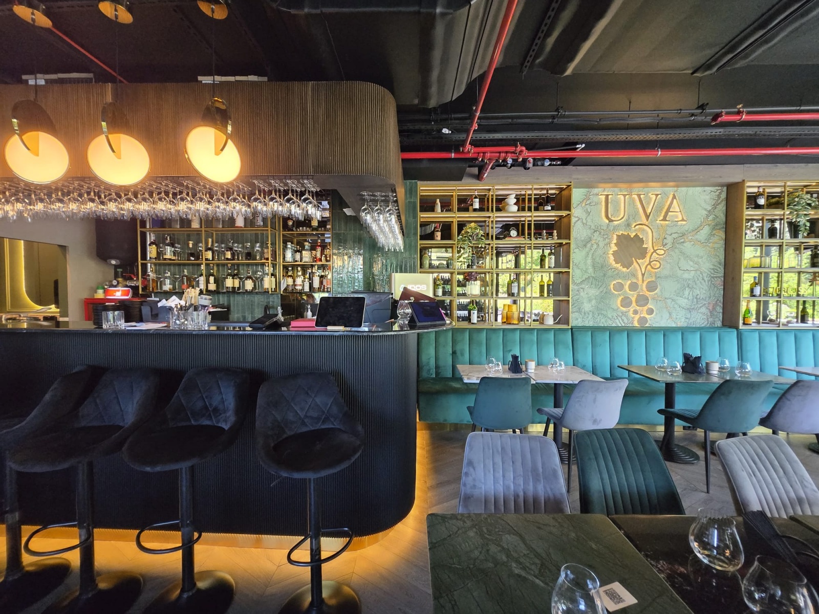 Interiorul UVA Wine & Gastrobar, proiect de execuție Anton Group